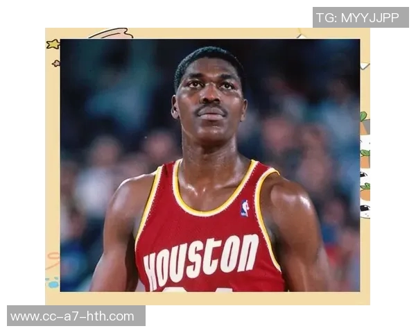 奥拉朱旺称赞文班独特投篮技巧难以防守旋转多样性令人惊叹